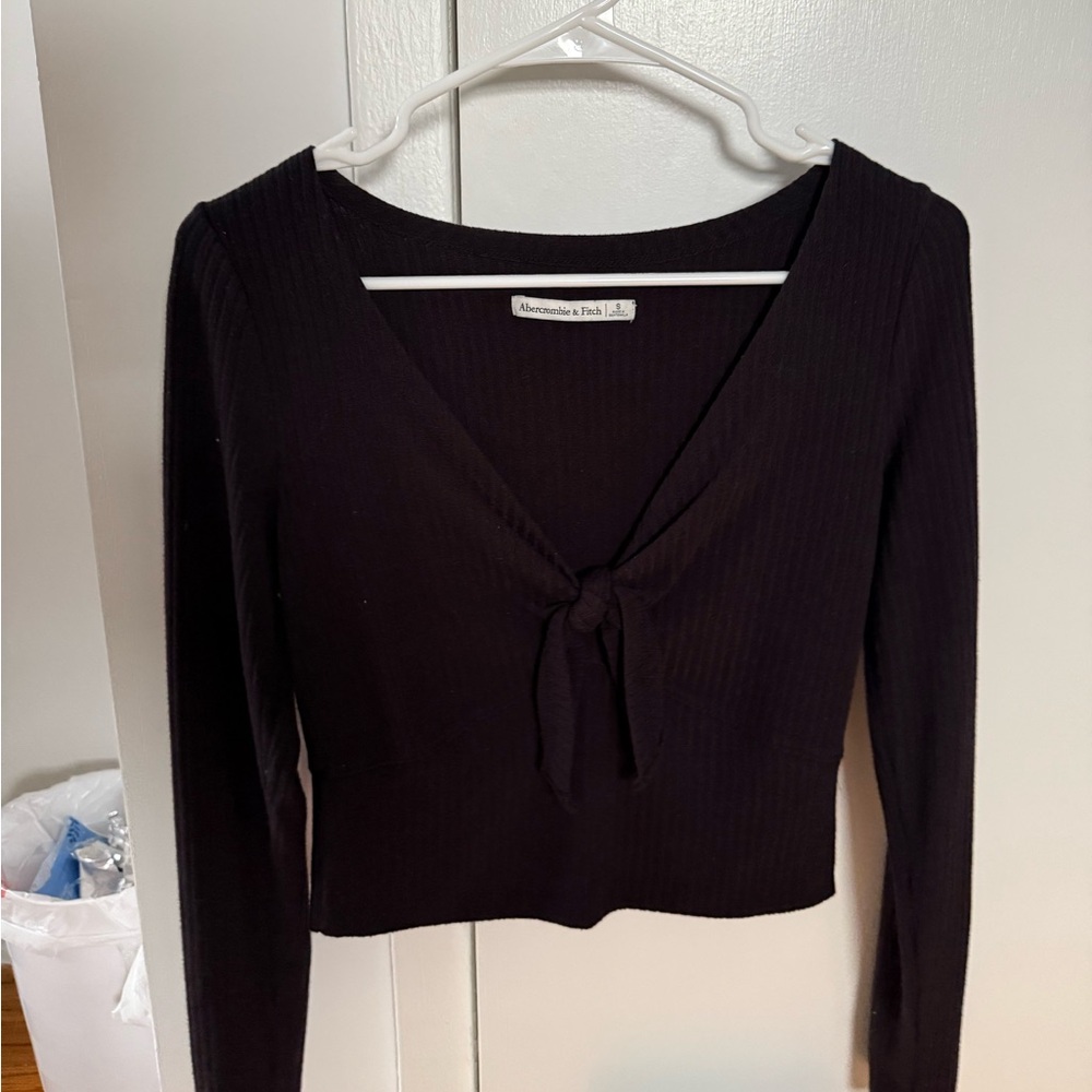 Abercrombie & Fitch Black Tie-Front Blouse